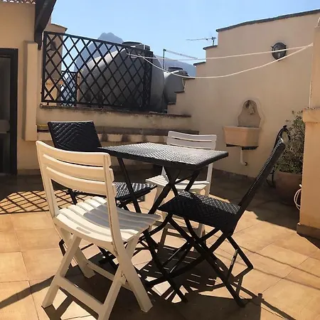Il Nido 1 *